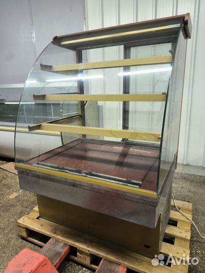 Кондитерская холодильная витрина Igloo