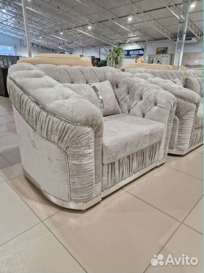 Диван и кресло Милорд
