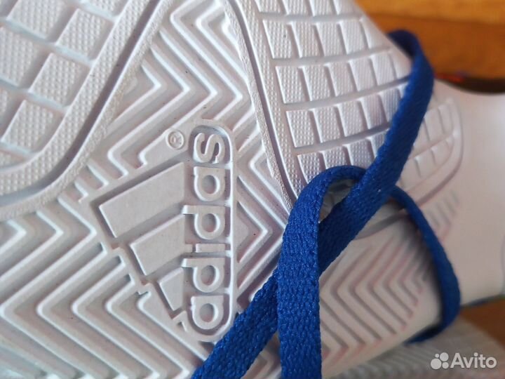 Футзалки adidas новые