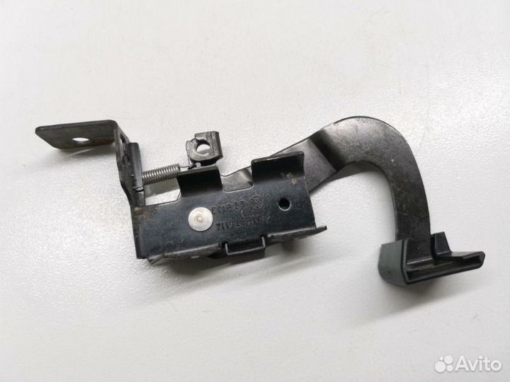 Ручка открывания бензобака Skoda Fabia 6Y2 BBZ