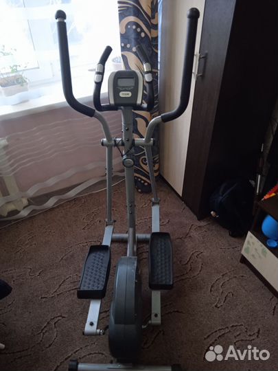 Эллиптический тренажер torneo