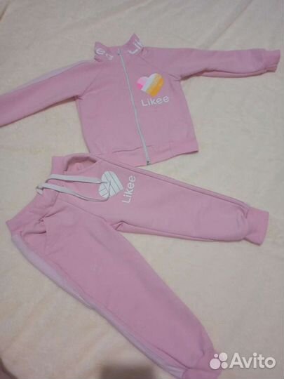 Спортивный костюм для девочки 98
