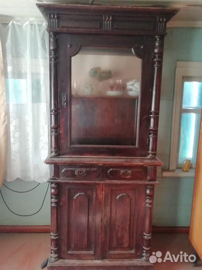 Сервант старинный антиквариат