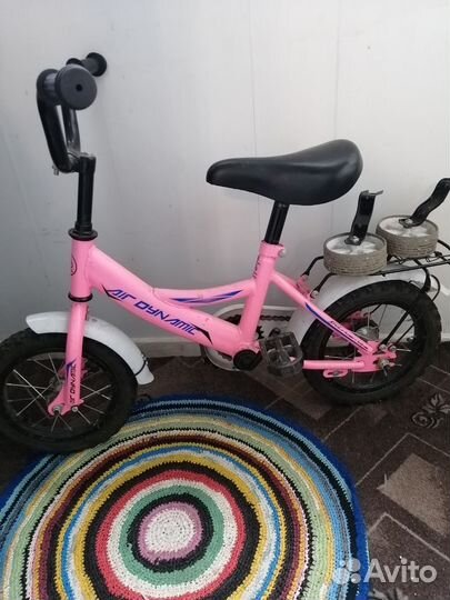 Детский велосипед четырехколесный