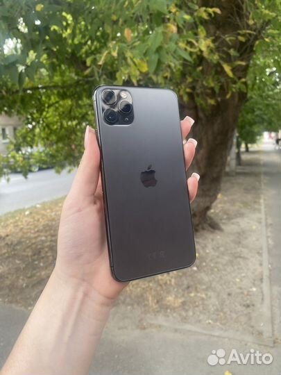 iPhone 11 Pro Max, 64 ГБ