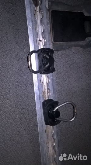 Петли крепления груза Мерседес