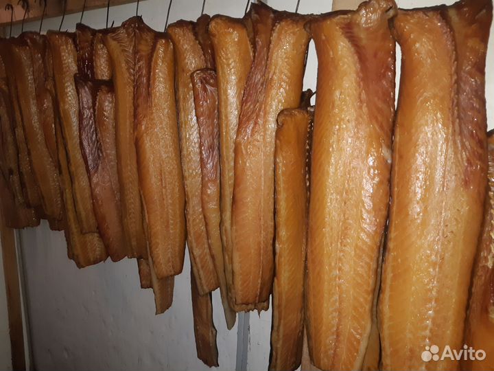 Рыба сом копчёный