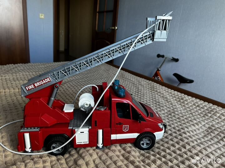 Пожарная машина bruder