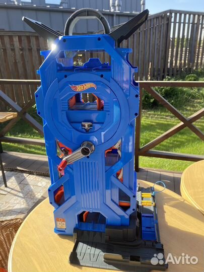 Парковка гараж хот вилс