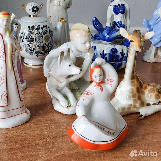 13 фарфоровых статуэток советские