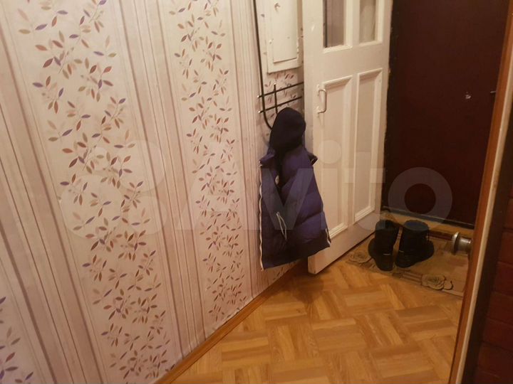 1-к. квартира, 32 м², 1/4 эт.