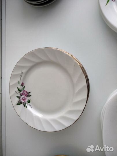 Наборы тарелок