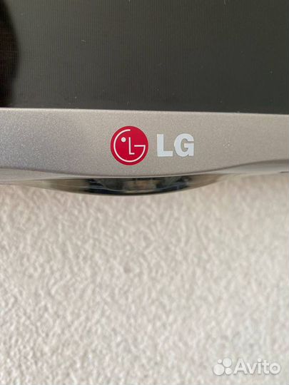 Телевизор lg SMART tv 32