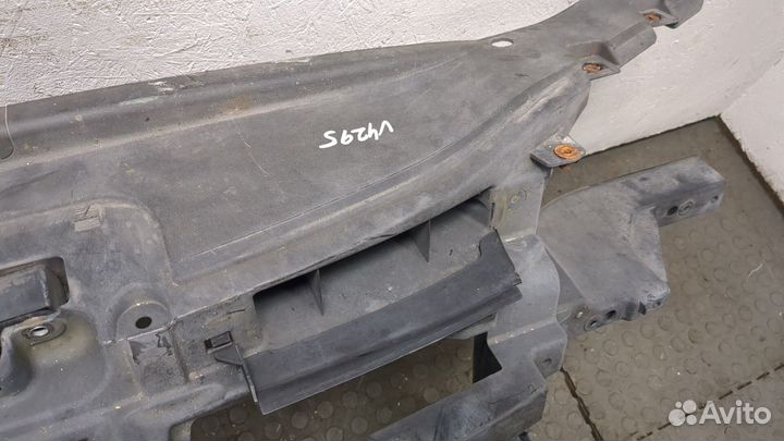 Рамка передняя Volkswagen Touran, 2004