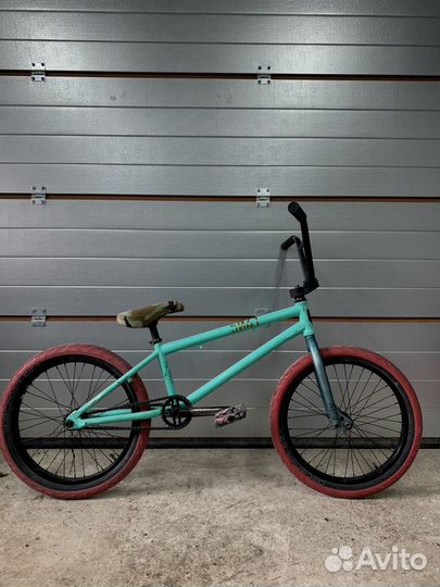 Продам велосипед BMX Custom