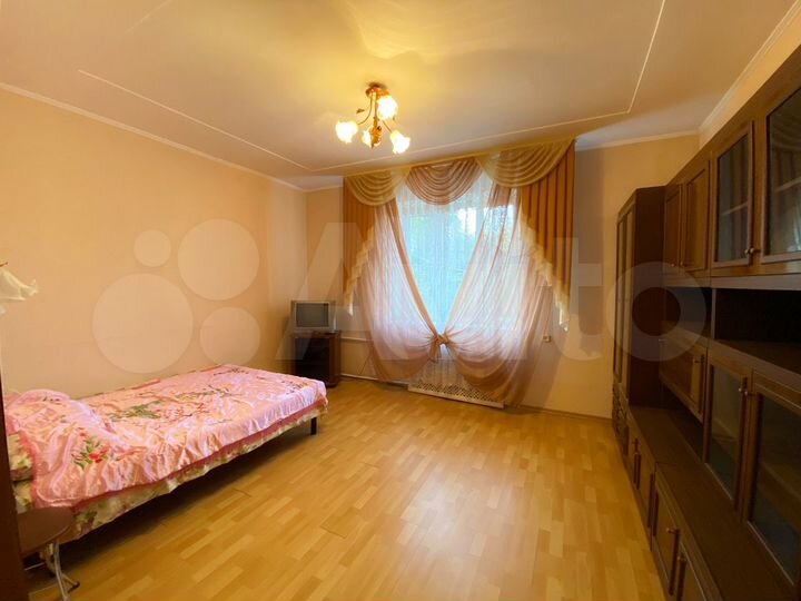 2-к. квартира, 49 м², 2/3 эт.