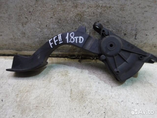 Педаль газа Ford Focus 2