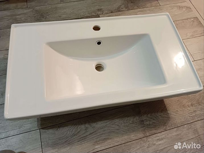 Раковина в ванную 80