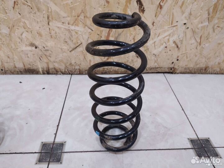 Пружина задняя Toyota Corolla e150