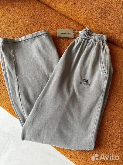 Крутые брюки широкие Balenciaga унисекс