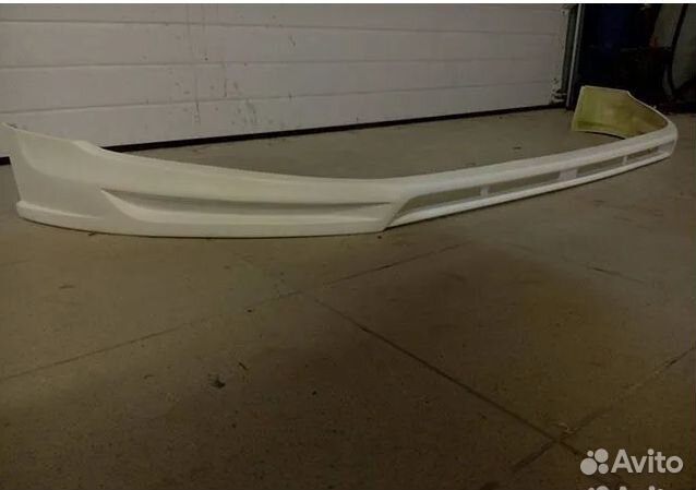 Накладка на передний бампер Volkswagen Golf MK7