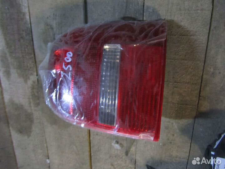 Audi A4 1/99-1/01 фонарь задний внешний правый