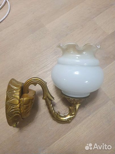 Светильник настенный