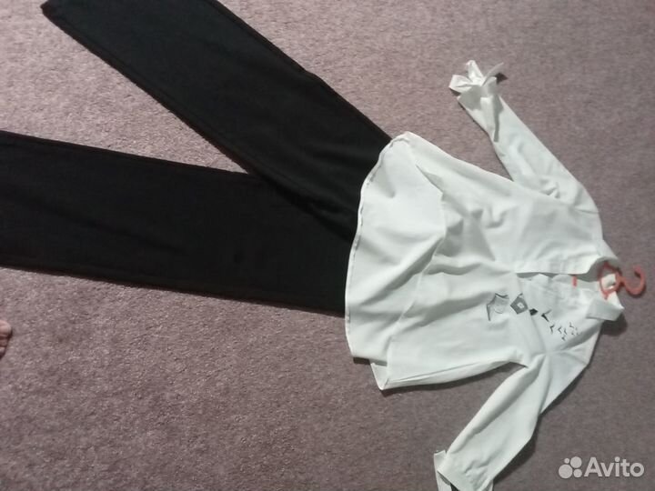 Вещи покетом размер 140,цена 2000р