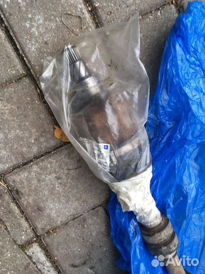 Полуось передняя Nissan Juke (приводной вал) права