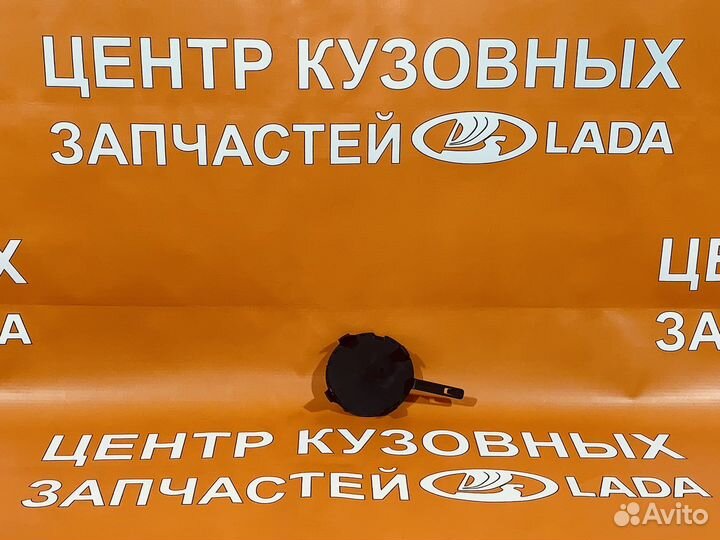 Крышка окна буксировочной проушины largus Cross