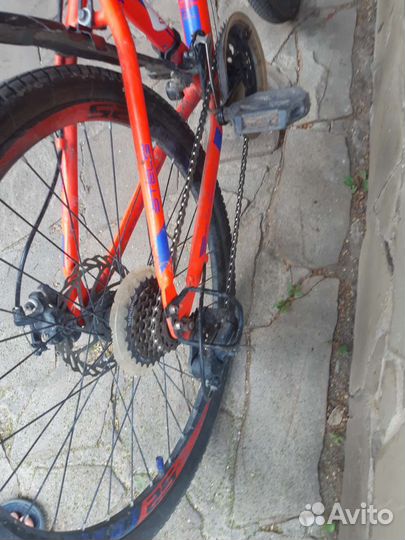 Велосипед бу цена 12.000т руль и грипсы новые