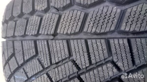 Gislaved Soft Frost 200 215/60 R16 99T