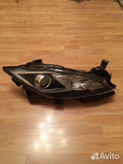 Фара правая Мазда 6 GH 2008 биксенон адаптивная