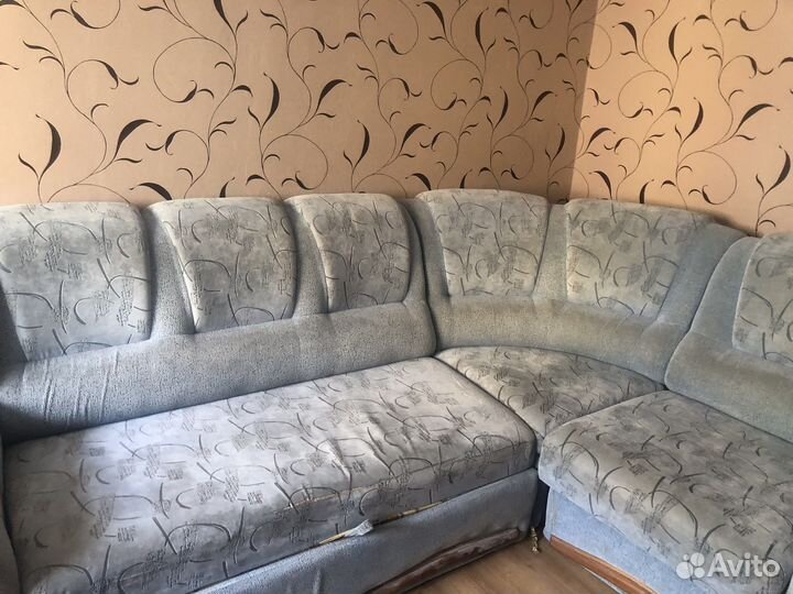 Угловой диван