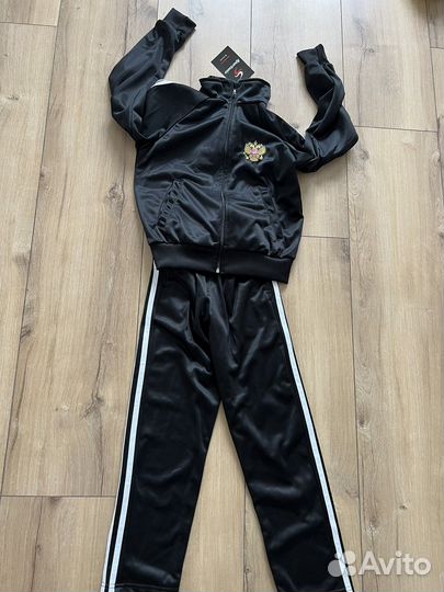 Спортивный костюм на мальчика 134
