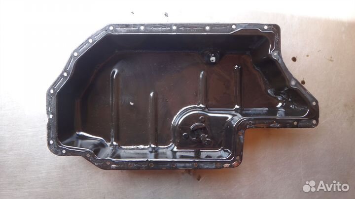 Поддон двигателя нижний BVJ 4.2 Audi A8 D3 4E