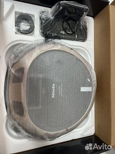 Пылесос Miele Scout RX3 Home Vision HD