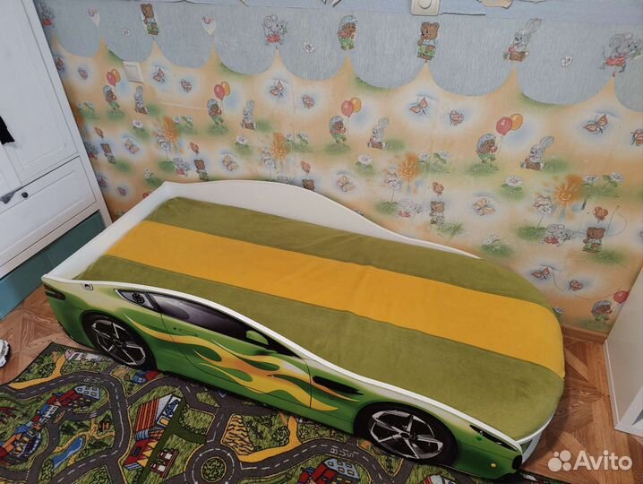 Кровать-машина «Бондмобиль зеленый»