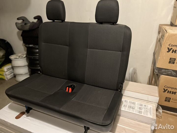 Третий ряд сидений LADA Largus задний диван