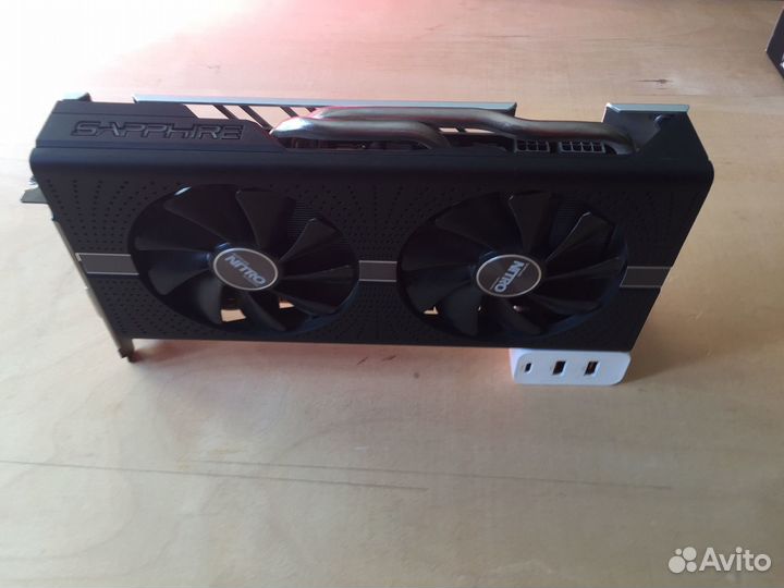Видеокарта Sapphire Nitro+ Radeon RX 570 4 GB gddr