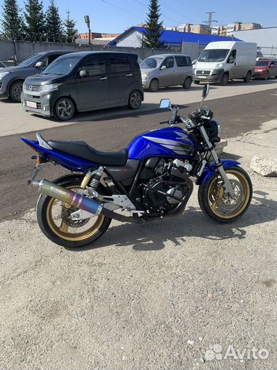 Honda CB 400 vtec 3