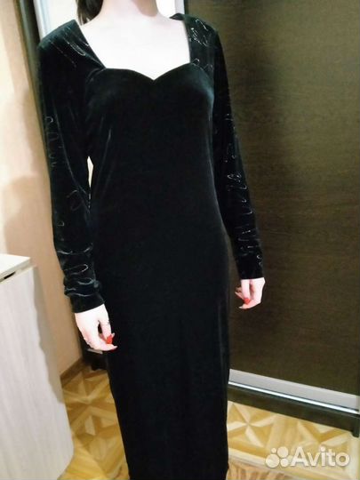 Платье вечернее