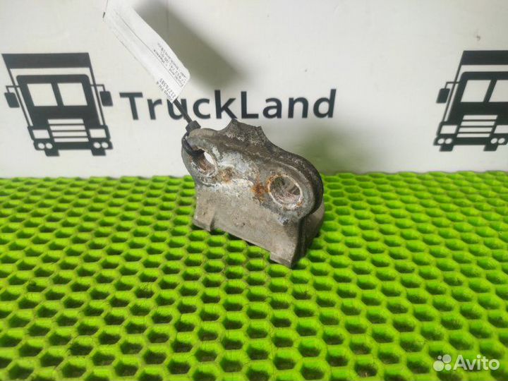 Кронштейн пневморессоры передний правый Volvo Fh 4