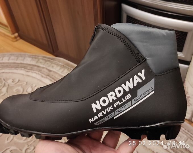 Лыжные ботинки Nordway Narvik Plus