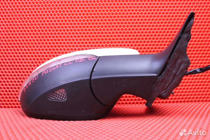 Зеркало заднего вида боковое правое Volkswagen 3C8