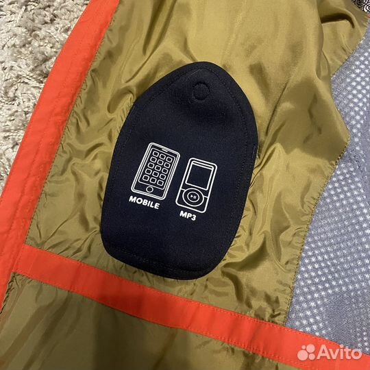 Ветровка the north face hyvent