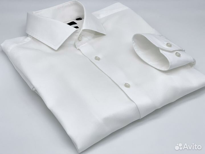 Белая рубашка S/M Hugo Boss Regular как новая
