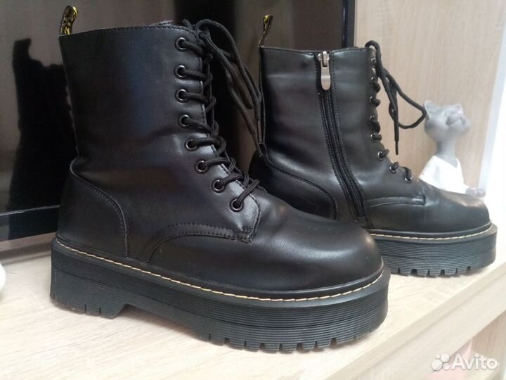 Ботинки женские 
