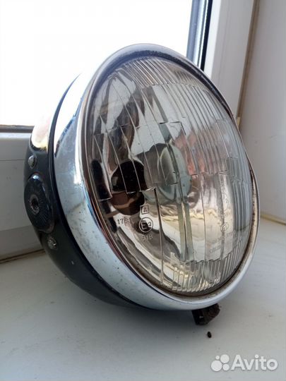 Фара на мотоцикл