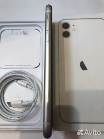 iPhone 11, 128 ГБ